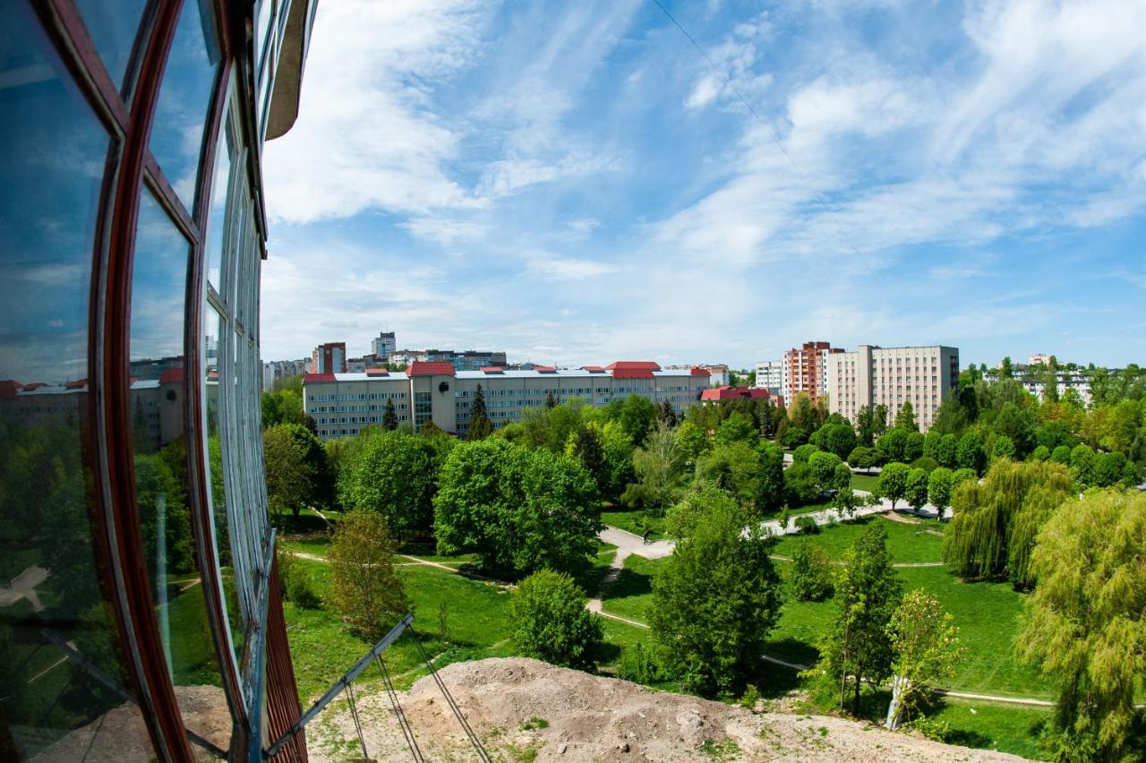 Apartment 1-к подобово біля педуніверситету, до центру до 10 хв Ternopil